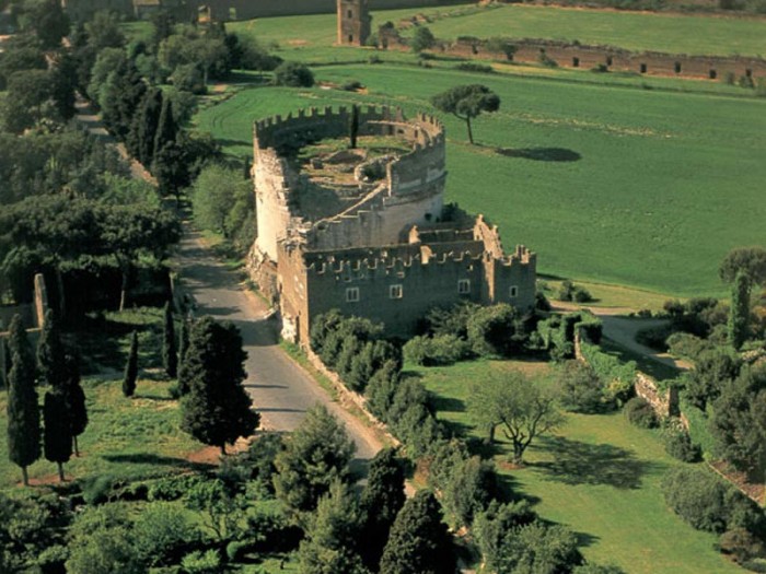 L’Appia antica: Villa di Massenzio e Cecilia Metella con ingresso gratuito